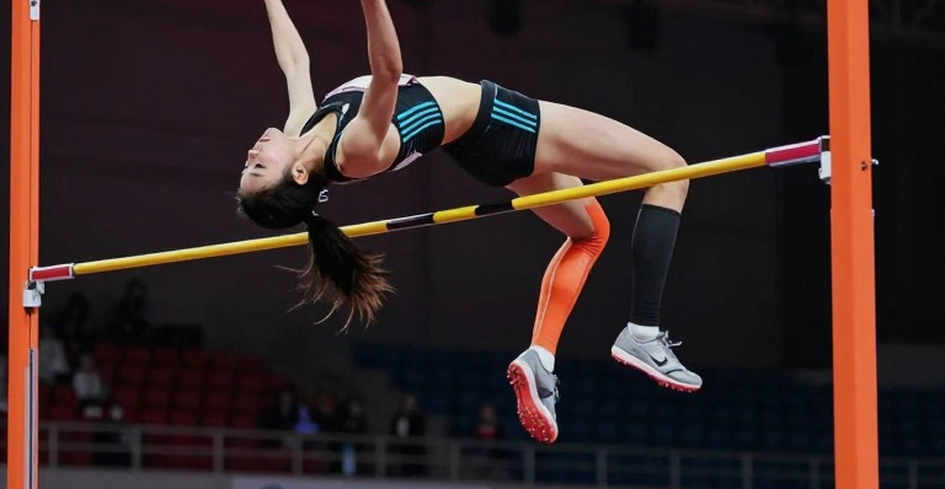 Sân vắng và mô hình câm: Điều mùa LCK 2026 dạy tôi về giới hạn của dữ liệu