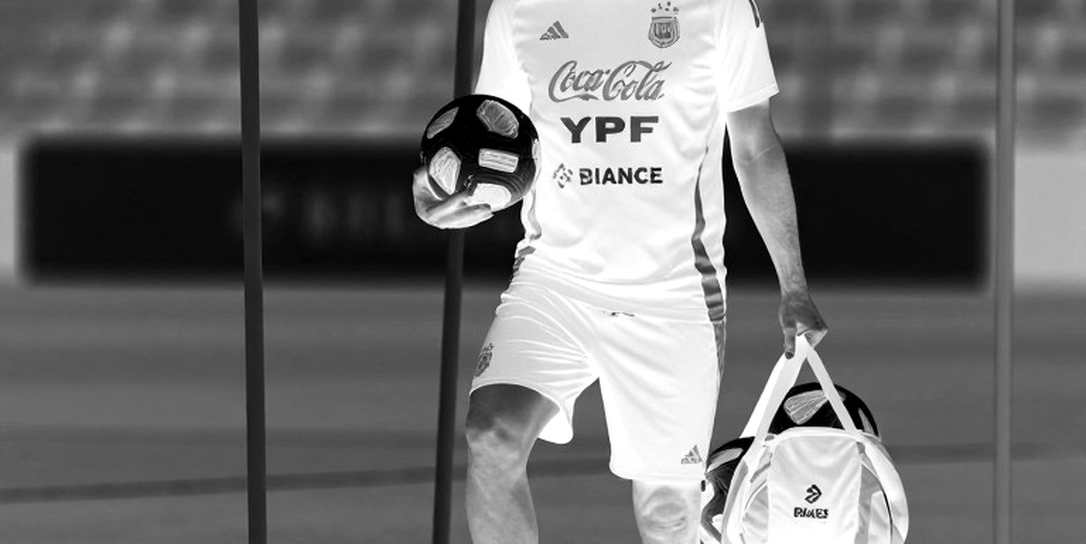 Ronaldo rời trại tuyển Bồ Đào Nha trước trận gặp Đan Mạch: Khủng hoảng ở tầng quyết định, không ở đường biên