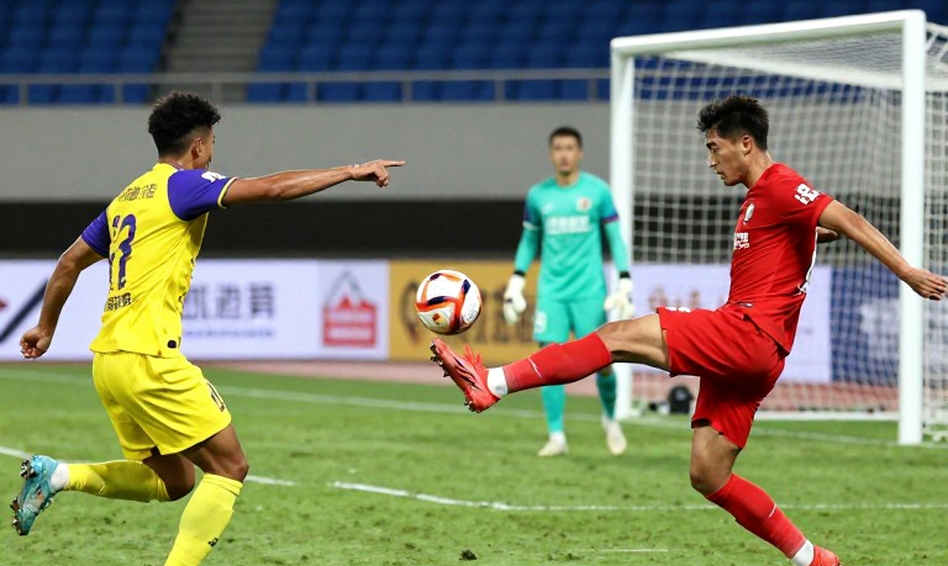 Quả phạt đền phút 98 của Zielinski và bài kiểm tra thật cho Inter