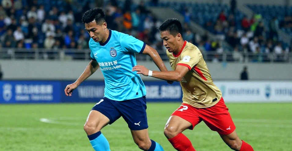 Quyền lực nằm trong điều khoản: giải phẫu cấu trúc một thương vụ Ligue 1