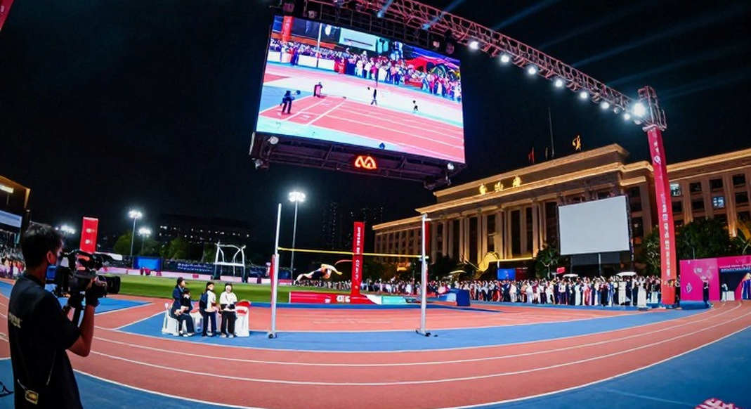 Amy Hunt ghi 22.16 giây tại Diamond League: Tiếp tục phong độ mạnh mẽ hướng tới Ultimate Championships